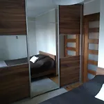 Appartement Wyszynskiego 5j *