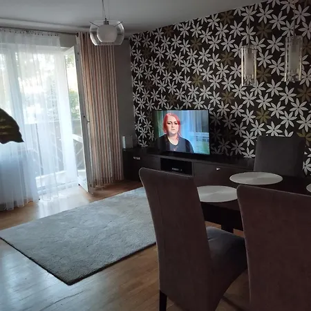 Wyszynskiego 5j Apartment *